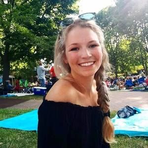 Meet your Posher, Calla